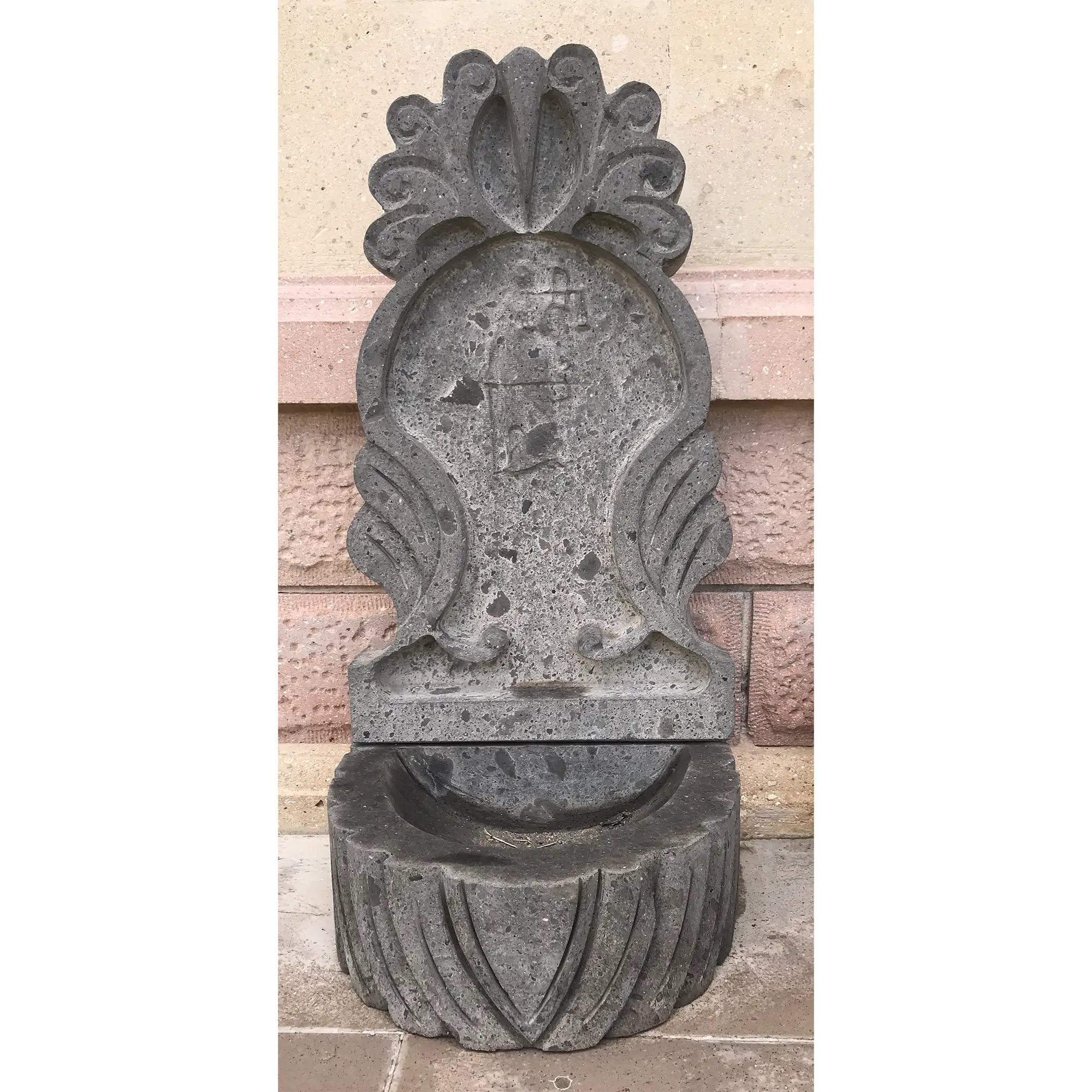 Andezit Çeşme - Siyah